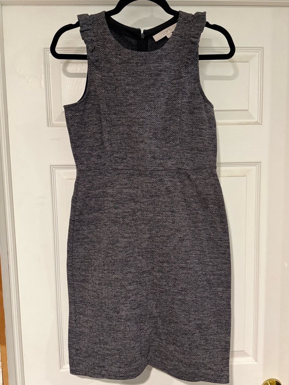 LOFT Sleeveless Grey Stretch Knit Sheath Dress